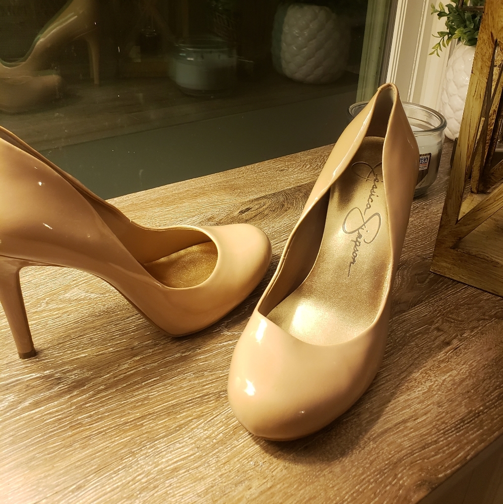 Jessica Simpson heels